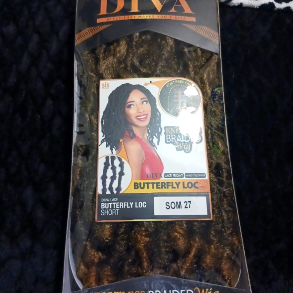 Butterfly loc lace wig